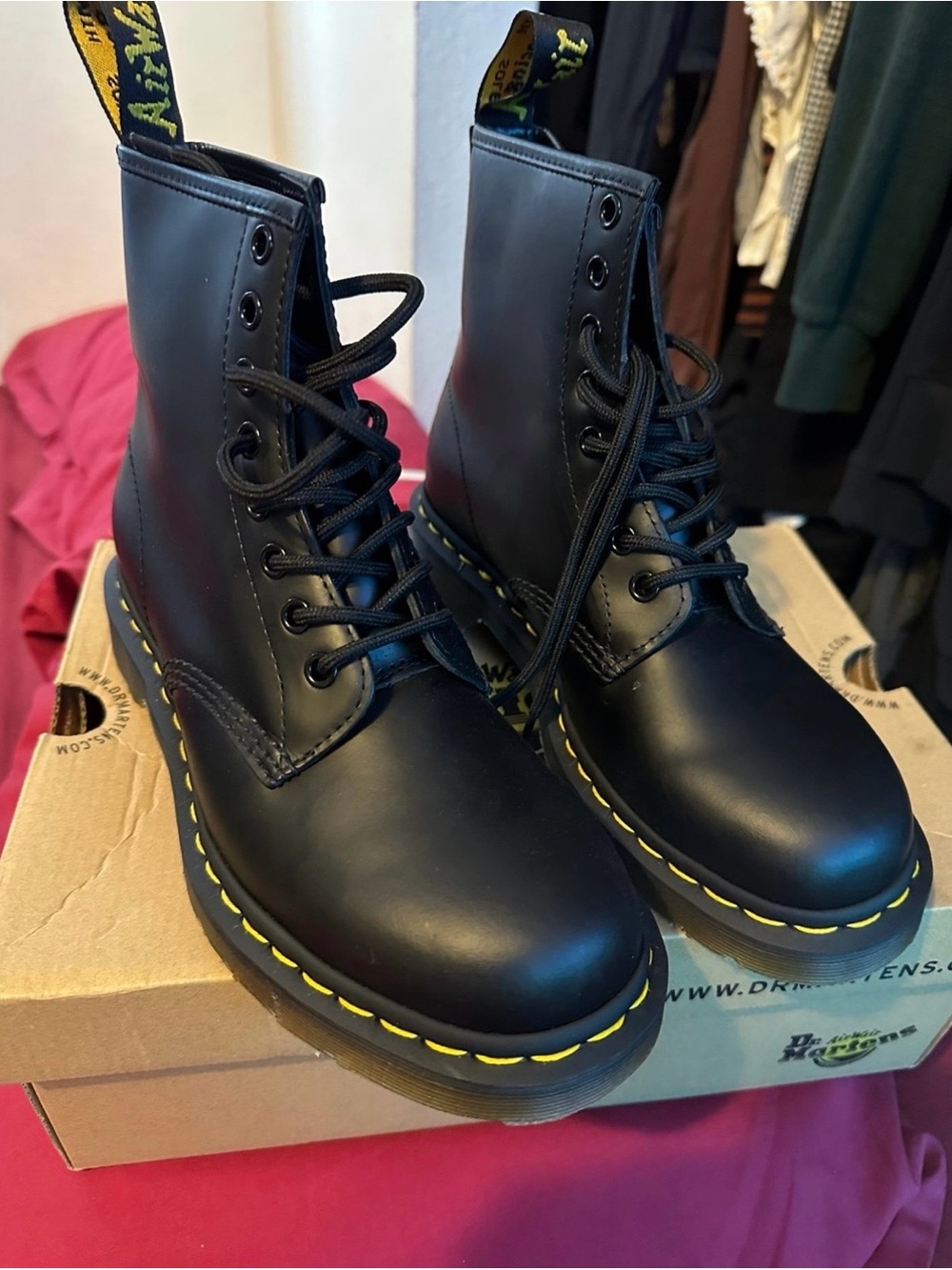 Doc martens 1460 smoother leather lace up boots women’s size 8
